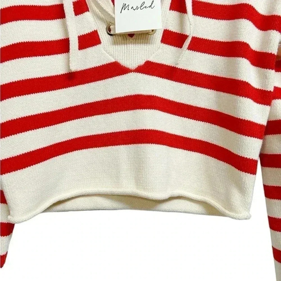 Marled Red and Cream Striped Lace Up Aria Sweater Size Small NWT - Picture 3 of 7
